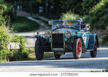 Pesaro Colle San Bartolo , Italy - May 17 - 2018 : Lancia Lambda Viii Serie Casaro 1929 On An Old Ra