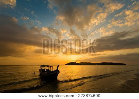 Pantai Cenang Beach Langkawi Sunset