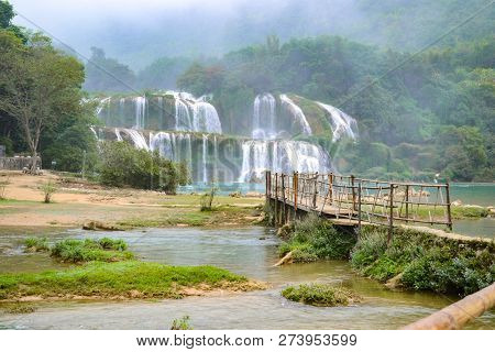 Ban Gioc Waterfall Or Detian Falls, Vietnam's Best-known Waterfall Located In Cao Bang Border With C