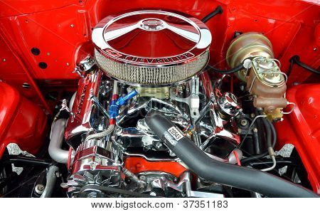 Přizpůsobené Chevrolet motor