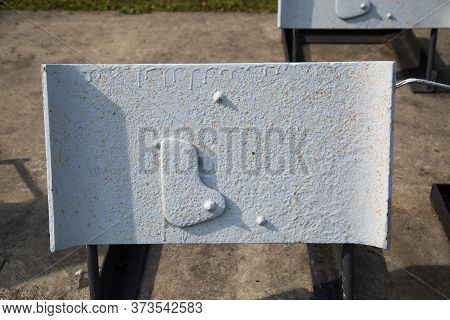 Portable Rifle Shield To Protect The Fighter From Bullets And Shrapnel, Germany. Military Equipment 