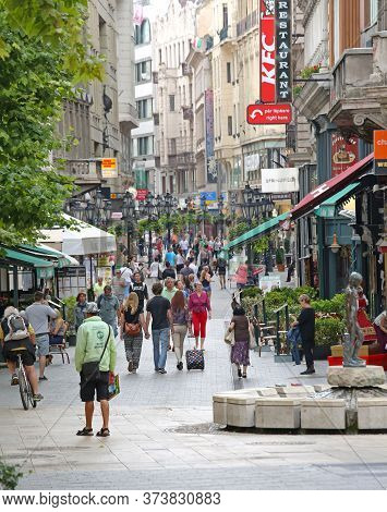 Budapest, Hungary - July 13, 2015: Many Tourists Walking At Vaci Street Pedestrian Zone In Downtown 