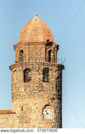 Beautiful Autumn Day In The Tourist City Of Colliure In Occitania Whit On Back The Church Of Notre D