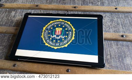 Bordeaux , Aquitaine  France - 03 15 2023 : Fbi Logo Brand And Text Sign On Screen Tablet Computer U
