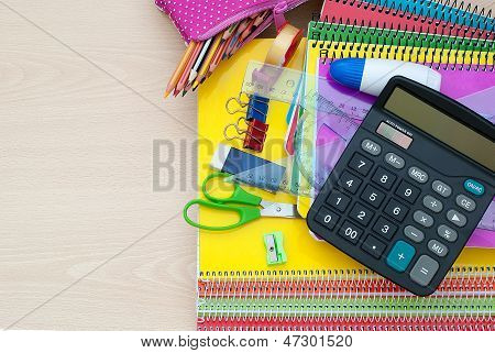 学校办公用品