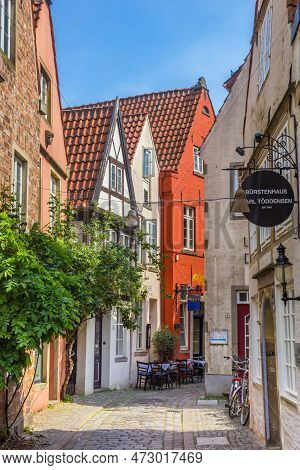 Bremen, Germany - May 18, 2022: Old Houses In The Streets Of Schnoor Neighbourhood In Bremen, German