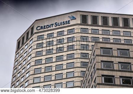 London, Uk - July 8, 2016: Credit Suisse Building In Canary Wharf, London, Uk. The Building Is Also 