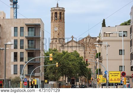 Barcelona, Spain - August 2022: Parroquia San Vicente De Sarria, Neoclassic Church In Barcelona, Spa
