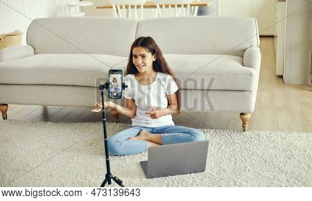 Beautiful Preteen 12s Girl Blogger Record Video For Vlog, Talk To Subscribers, Make Call, Lead Strea