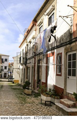 Alcochete, Lisbon, Portugal- November 21, 2022: Typical Facades And Narrow Streets In Alcochete Town