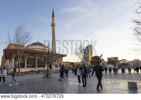 Tirana, Albania. March 2023.  Exterior View Of The Et'hem Bej Mosque In Skenderbej Square In The Cit