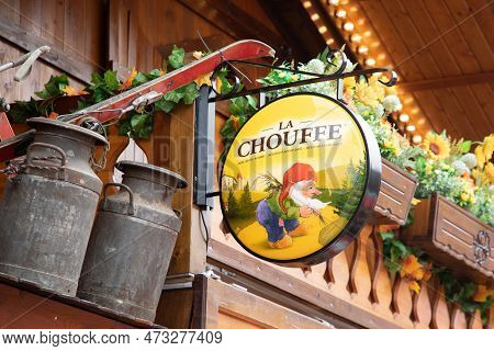 Bordeaux , Aquitaine  France - 03 05 2023 : La Chouffe Logo Brand Dwarf And Sign Text Of Belgium Blo