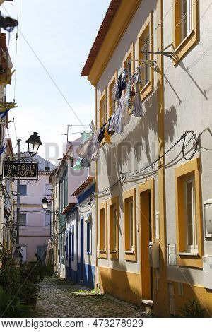 Alcochete, Lisbon, Portugal- November 21, 2022: Typical Facades And Narrow Streets In Alcochete Town