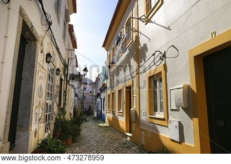 Alcochete, Lisbon, Portugal- November 21, 2022: Typical Facades And Narrow Streets In Alcochete Town