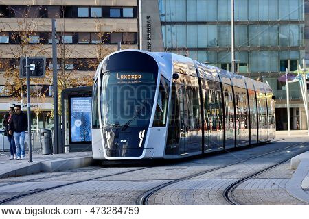 New Very Modern Tram, Big Capacity, Comfortable, Fast, Going Direction Luxexpo, At Stop By Glacis. L