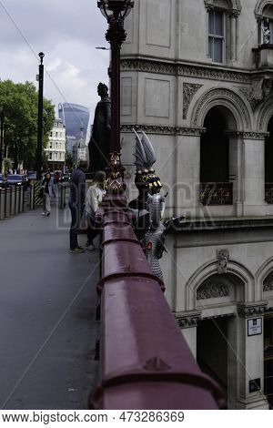 London - 05 07 2022: Detail Of Parapet With Statues On Holborn Viaduct