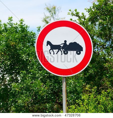 venkovské silnice znamení, jízda s vozíkem