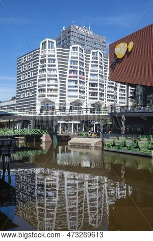 Zaandam, Netherlands - August 07, 2022: Modern Architecture At The Ankersmidplein In Downtown Zaanda