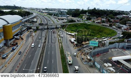 Salvador, Bahia, Brazl - September 30, 2022: Aerial View Of The Federal Highway Br 234 In The City O