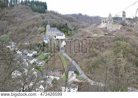 Village An Ruin Of The Castle Isenburg