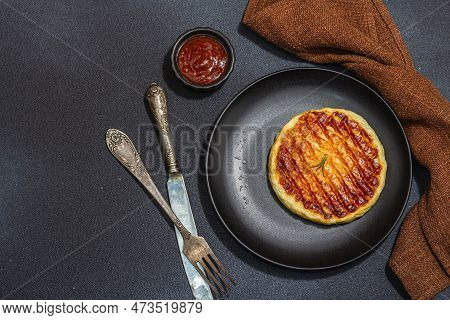 Grilled Halloumi Cheese Served On Plate. Cutlery, Traditional Food For Picnic Or Bbq