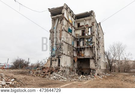 View Of An Apartment Block Destroyed In An Explosion Caused By Rocket Fire In Izyum, Kharkiv Reg. Uk