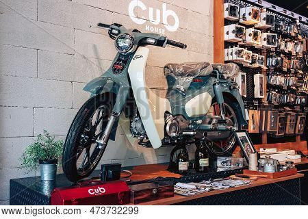 Nakhon Pathom,thailand-january 7, 2023 : View Of Honda Super Cub C 125 Motorcycle Classic 125cc. Col
