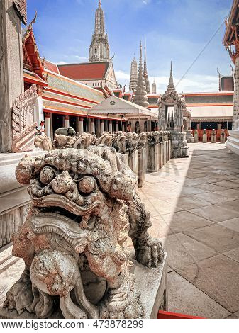 The Visiting Card Of The Capital Of Thailand Is The Buddhist Temple Wat Arun, Temple Of Dawn, Which 