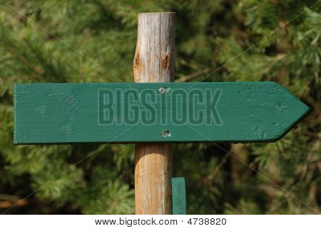 Empty Board Right