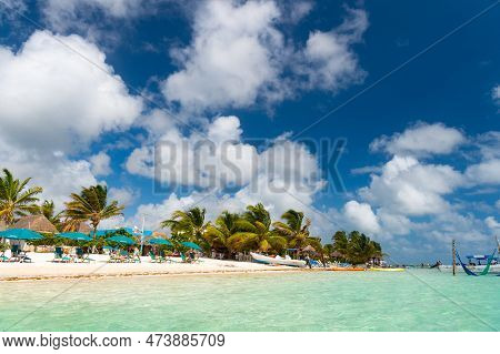 Costa Maya, Mexico - February 01, 2016: Summer Vacation At Resort With Beach