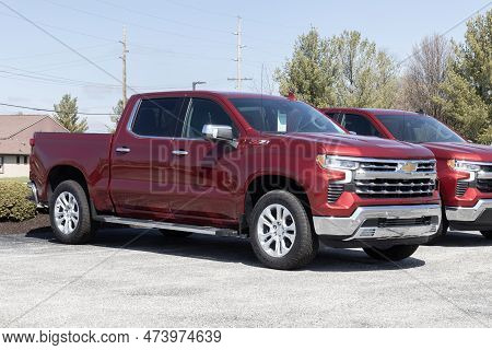 Avon - Circa April 2023: Chevrolet Silverado 1500 Display At A Dealership. Chevy Offers The Silverad