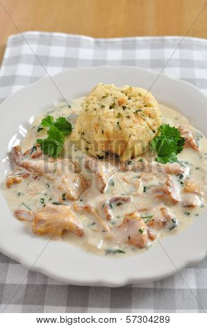 German Bread Dumplings with chanterelle mushroom sauce