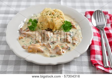 German Bread Dumplings with chanterelle mushroom sauce