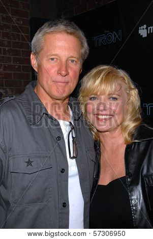 Bruce Boxleitner and Cindy Morgan at the TRON Legacy
