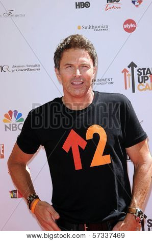 Tim Daly at the 2010 Stand Up To Cancer, Sony Studios, Culver City, CA. 09-10-10