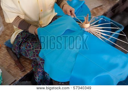 Umbrella Made of Paper Cloth Arts And Crafts