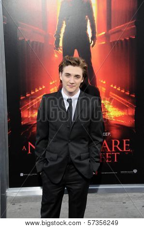 Kyle Gallner at the 
