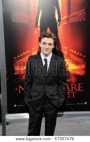 Kyle Gallner at the 