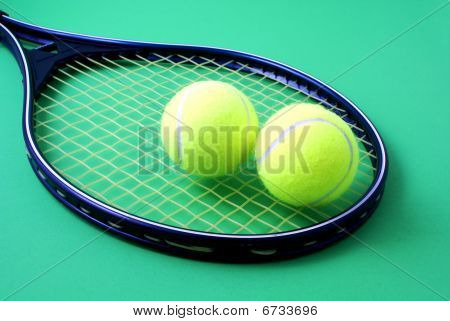 Tenis