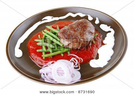 Oksekød på rød Sauce