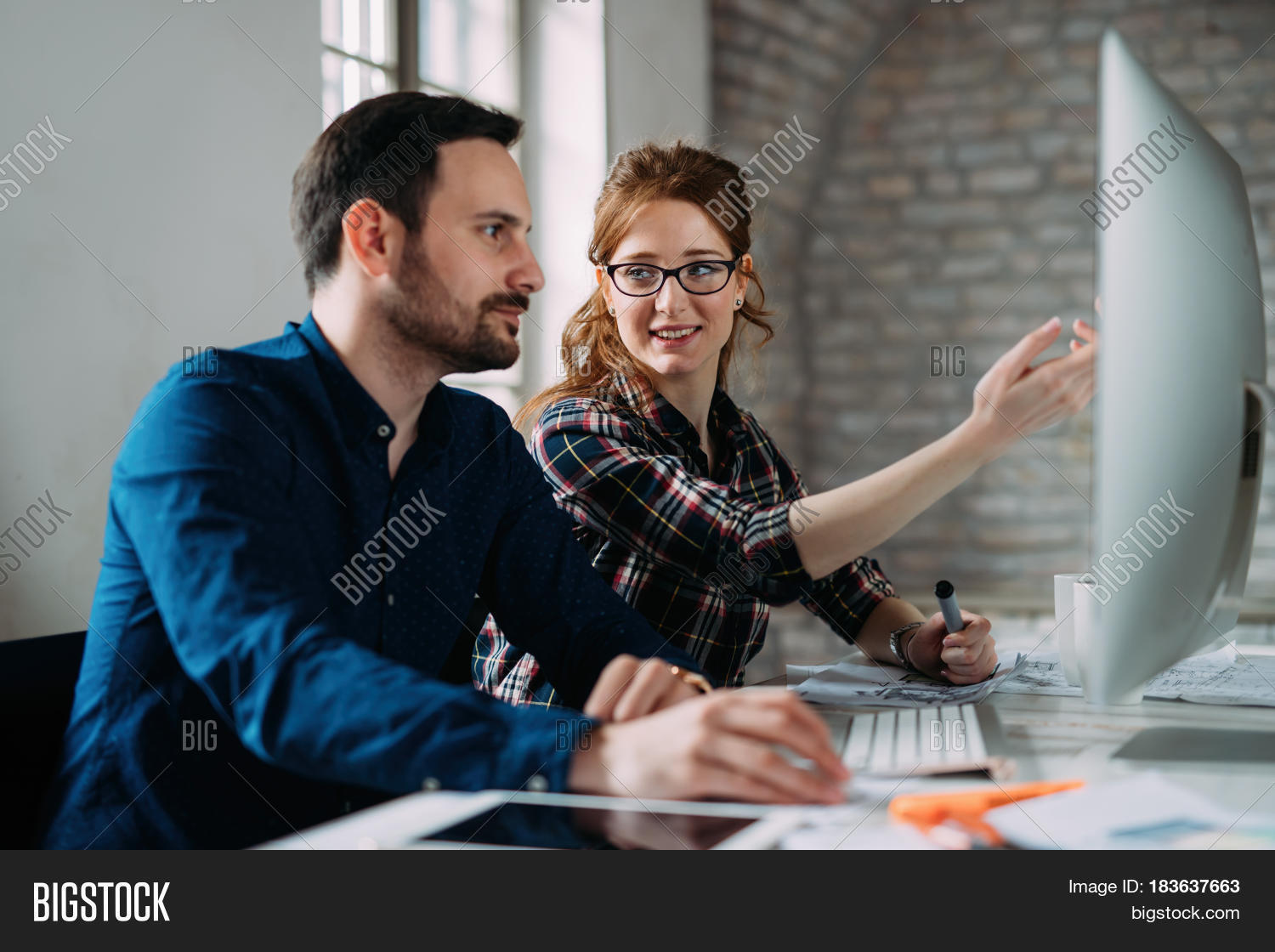 Software 图片和照片（免费试用） | Bigstock