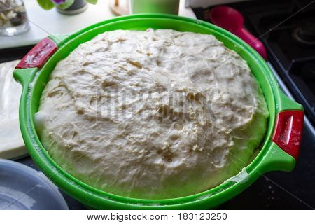 Yeast Dough Lift