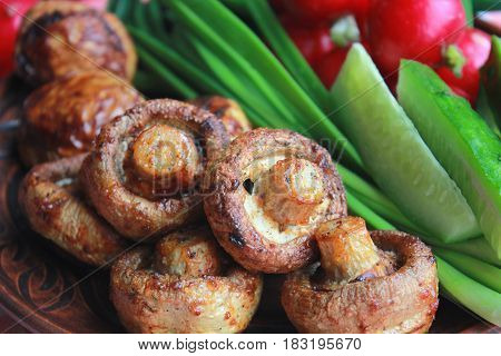 Cooking mushrooms. Cooking mushrooms. Baked mushrooms Fried mushrooms