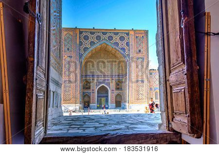 Ulugh Beg Madrasah, Samarkand Registan
