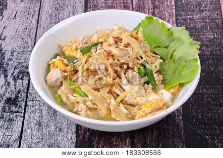 Fried Egg And  Ginger With Minced Pork In Soup.