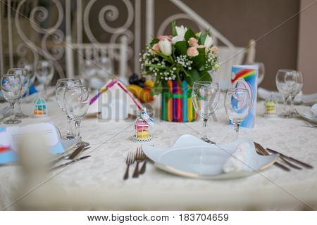 Wedding Decoration Table With Flowers And Raindows