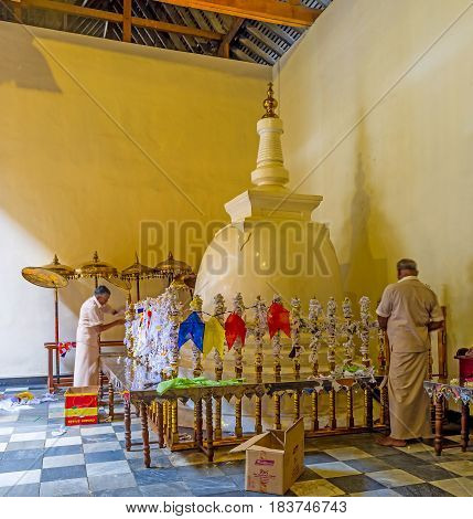 The Small Dagoba