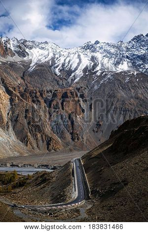 Highway in northern areas of Pakistan beauty