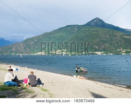 Windsurf E Kitesurf On The Lake