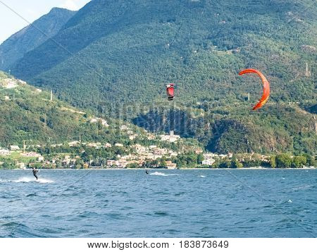 Windsurf E Kitesurf On The Lake